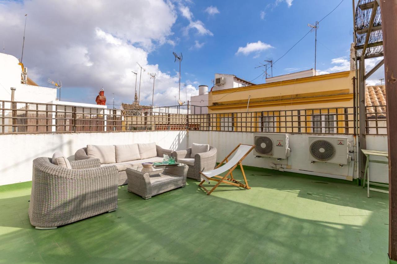 Champion Duplex Terrace And Garage Old Town 6 Pax Appartement Sevilla Buitenkant foto
