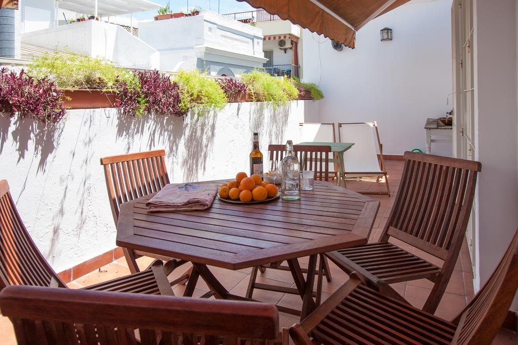 Champion Duplex Terrace And Garage Old Town 6 Pax Appartement Sevilla Buitenkant foto