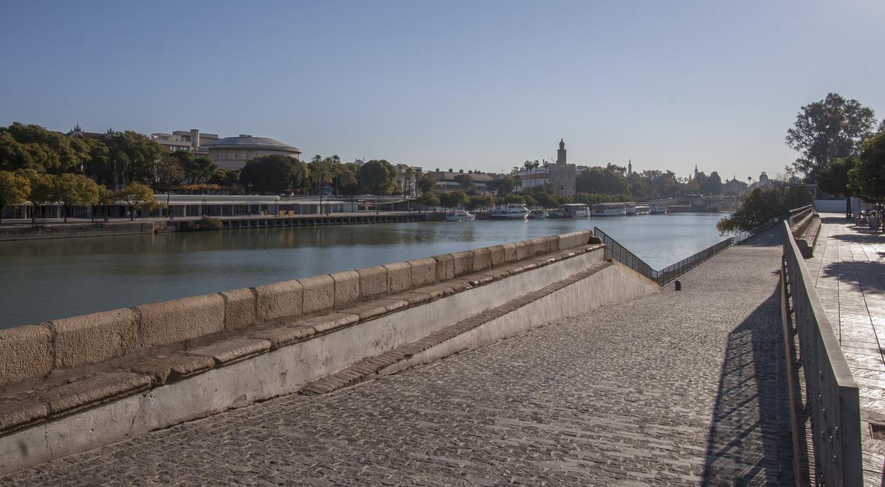 Champion Duplex Terrace And Garage Old Town 6 Pax Appartement Sevilla Buitenkant foto