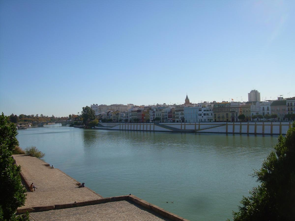 Champion Duplex Terrace And Garage Old Town 6 Pax Appartement Sevilla Buitenkant foto